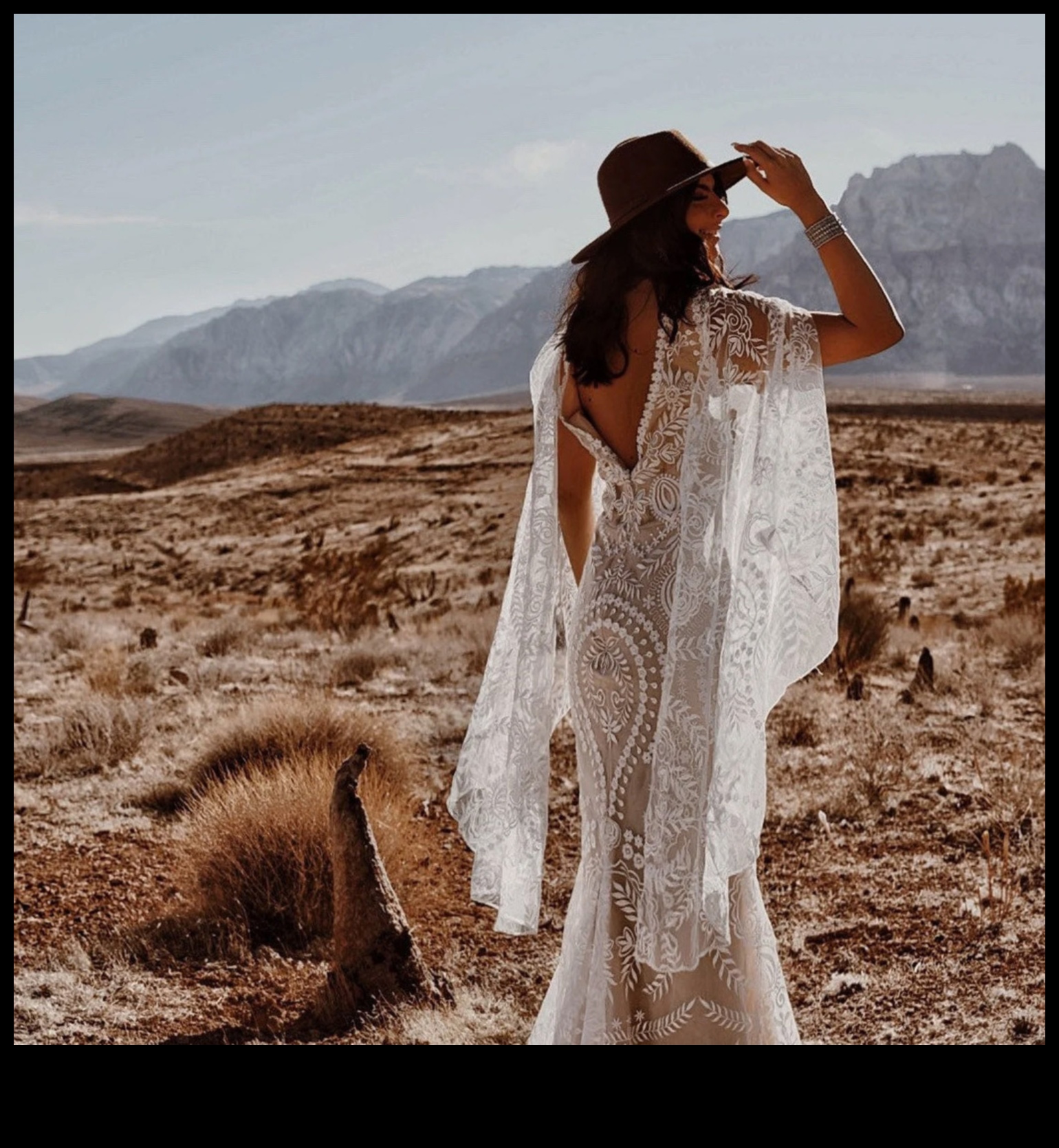 Ēteriskā elegance: Bohēmijas tērpi sapņainām dienām