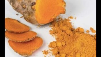 Rīta rituāli: iemantojiet veselību ar kurkuma piesātinātiem priekiem