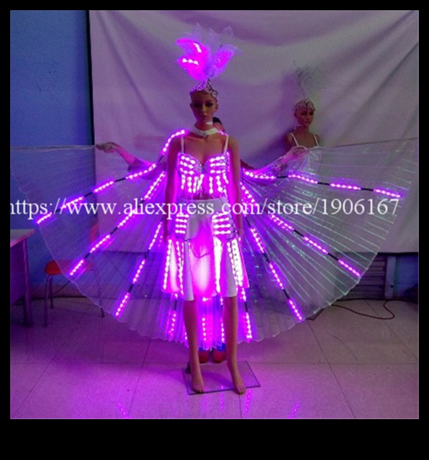 Glow Up mērķi: stilīgi ballīšu tērpi starojošām naktīm