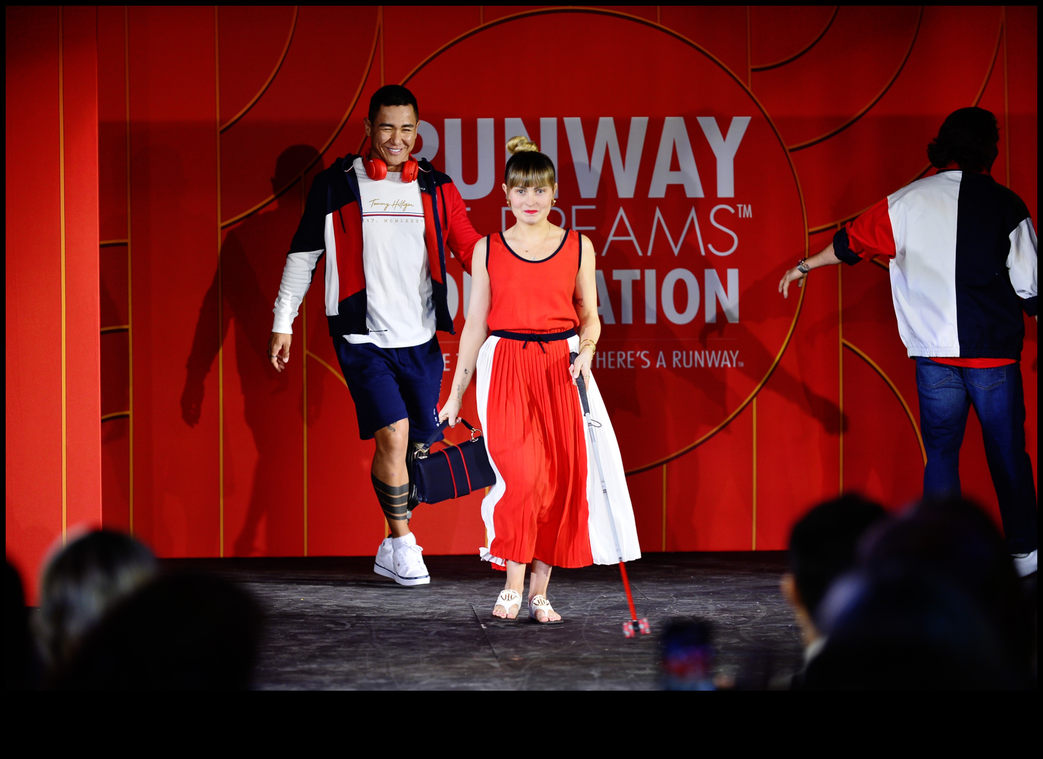 Runway Reverie Redux Modes šovs, kas aizvedīs uz sapņu zemi 2 Skrejceļš Reverie Redux: Sapņu apskate apģērba valodā