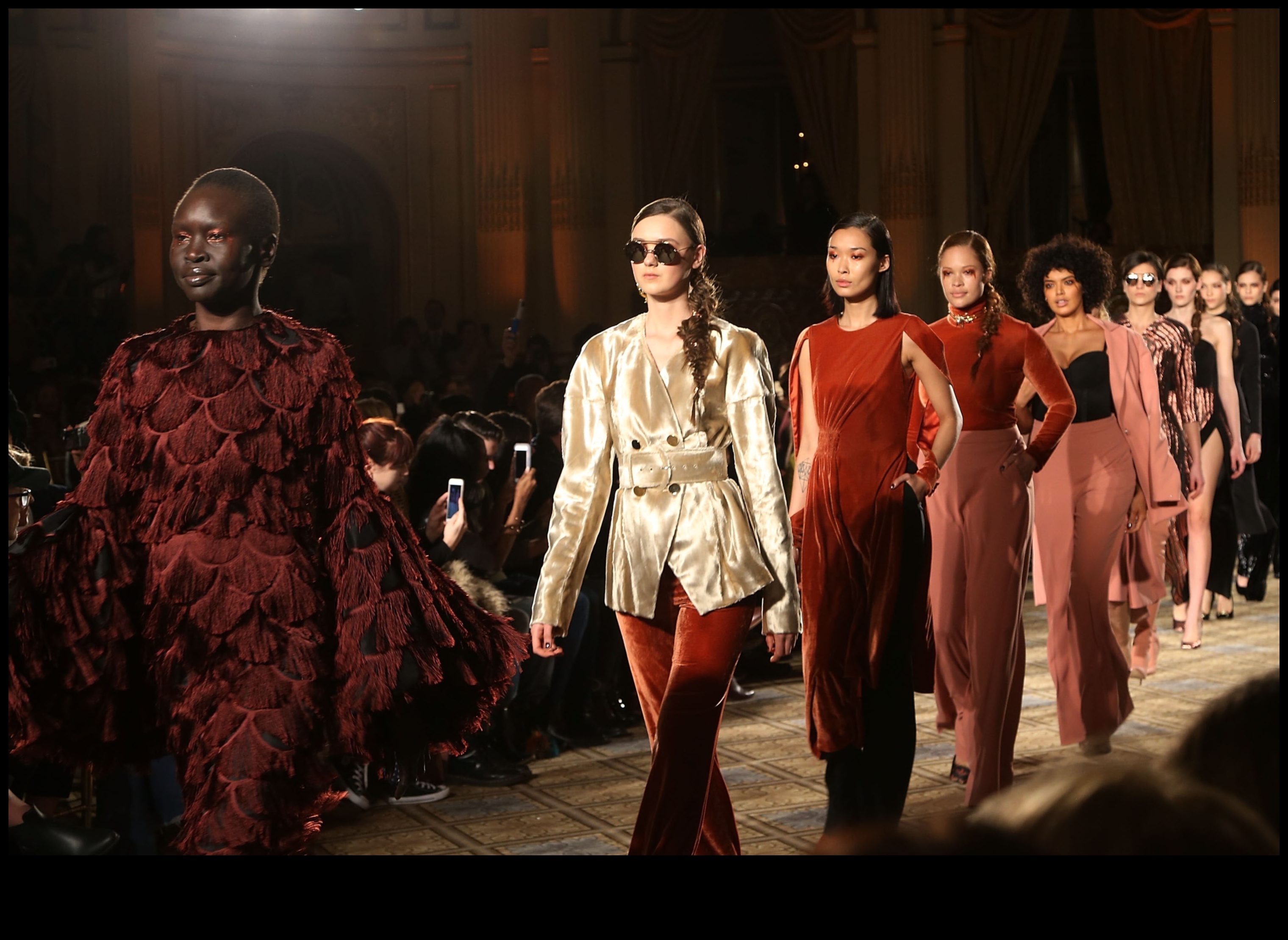 Modes demokrātija: iekļautība un daudzveidība uz skrejceļa