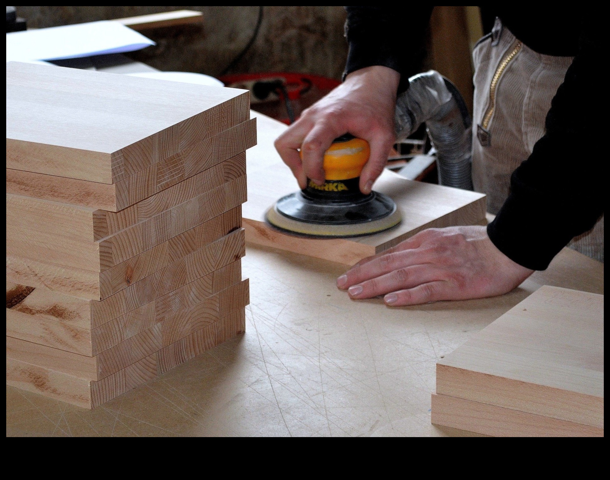 Kokapstrāde 101: būtiski paņēmieni amatniecībai ar koku