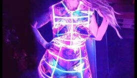 Glow Up Goals Stilīgi ballīšu tērpi starojošām naktīm 4 Glow Up mērķi: stilīgi ballīšu tērpi starojošām naktīm