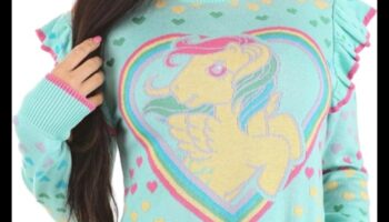 Savdabīgi valkājamie piederumi: DIY aksesuāri ar rotaļīgiem elementiem